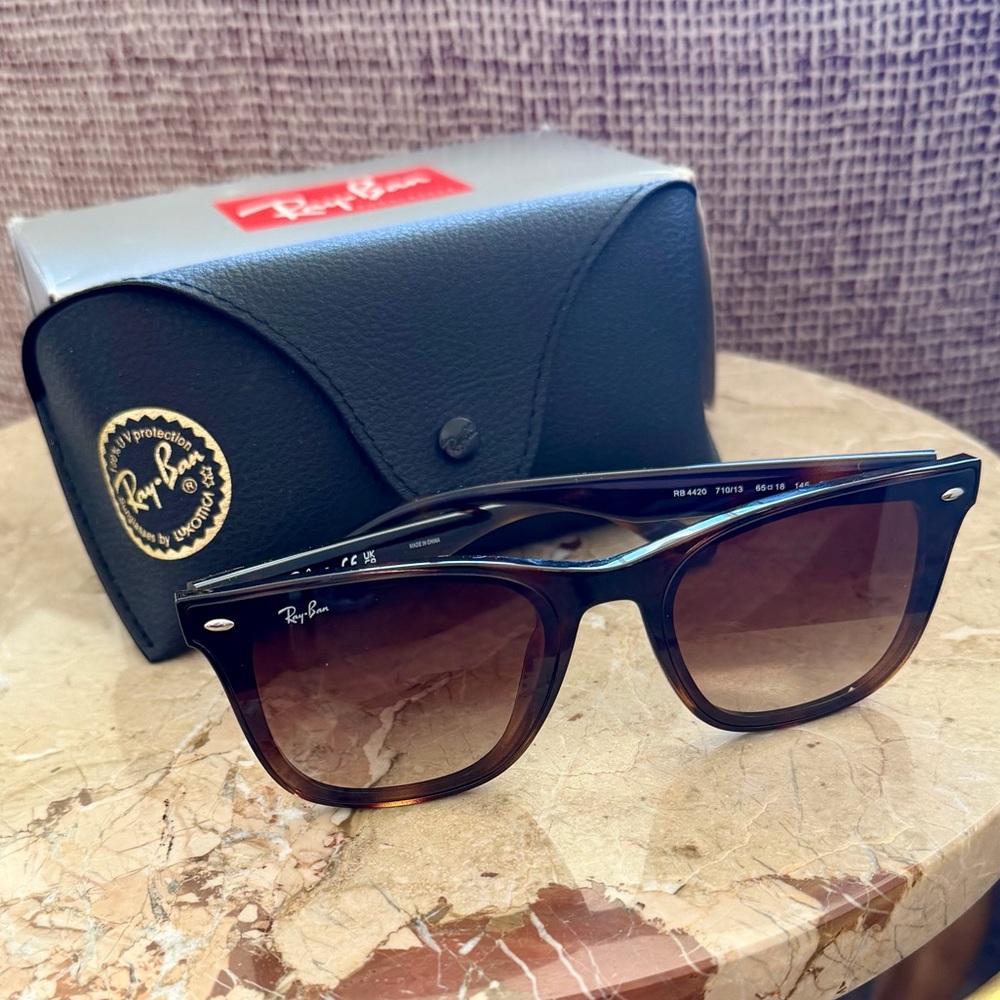 Ray-Ban RB4420 Tortoise Shell Sunglasses